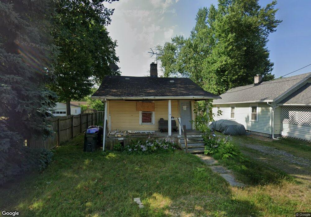 2106 26th St NE, Canton, OH 44705 - photo 1