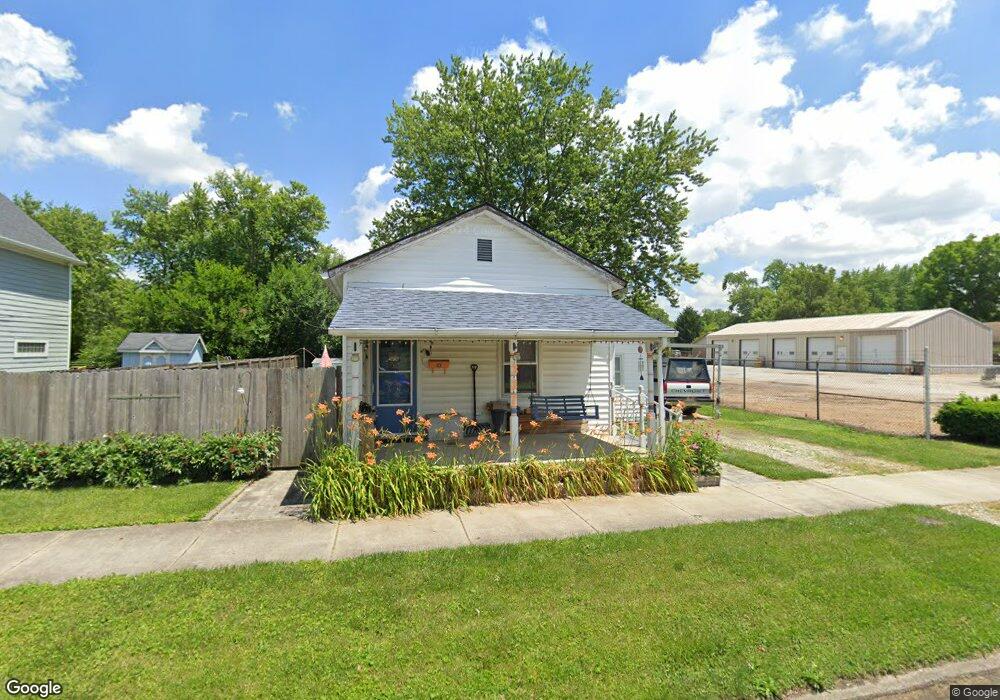 337 N Vine St, Plainfield, IN 46168 - photo 1