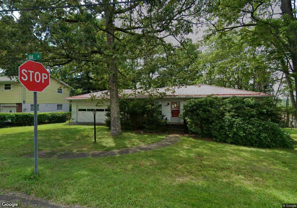 28 Oak Dr, Mountain Top, PA 18707 - photo 1