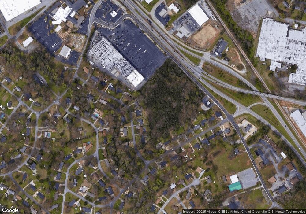 202 Beaucrest Place, Mauldin, SC 29662 - photo 1