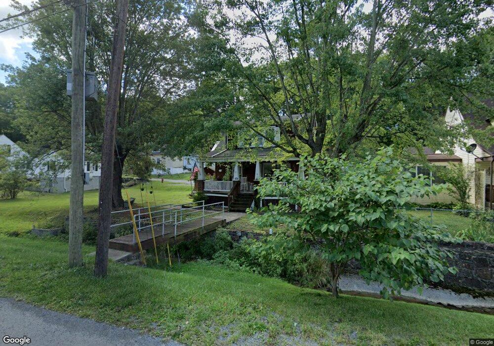 171 Biser St, Berkeley Springs, WV 25411 - photo 1