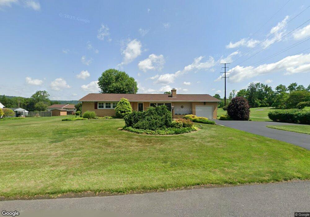 4513 S Sunset Dr, Coopersburg, PA 18036 - photo 1