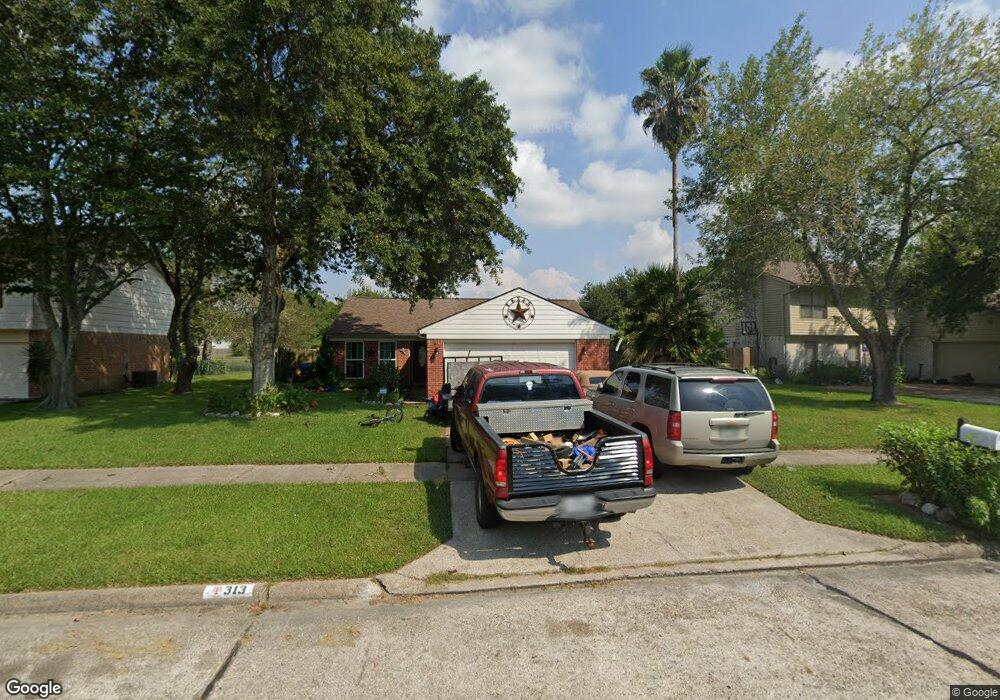 313 Old Course Dr, Friendswood, TX 77546 - photo 1