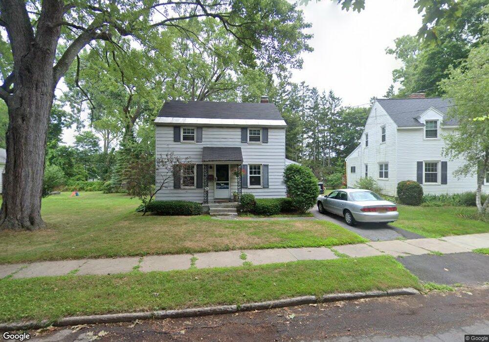31 Knickerbocker Rd, Schenectady, NY 12302 - photo 1