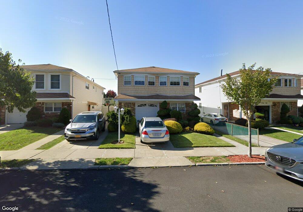 146 Woodbine Ave, Staten Island, NY 10314 - photo 1