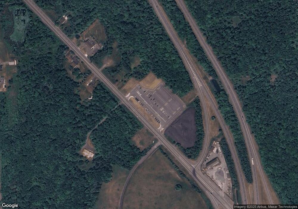 8 Kneeland Ln, Covington Township, PA 18444 - photo 1