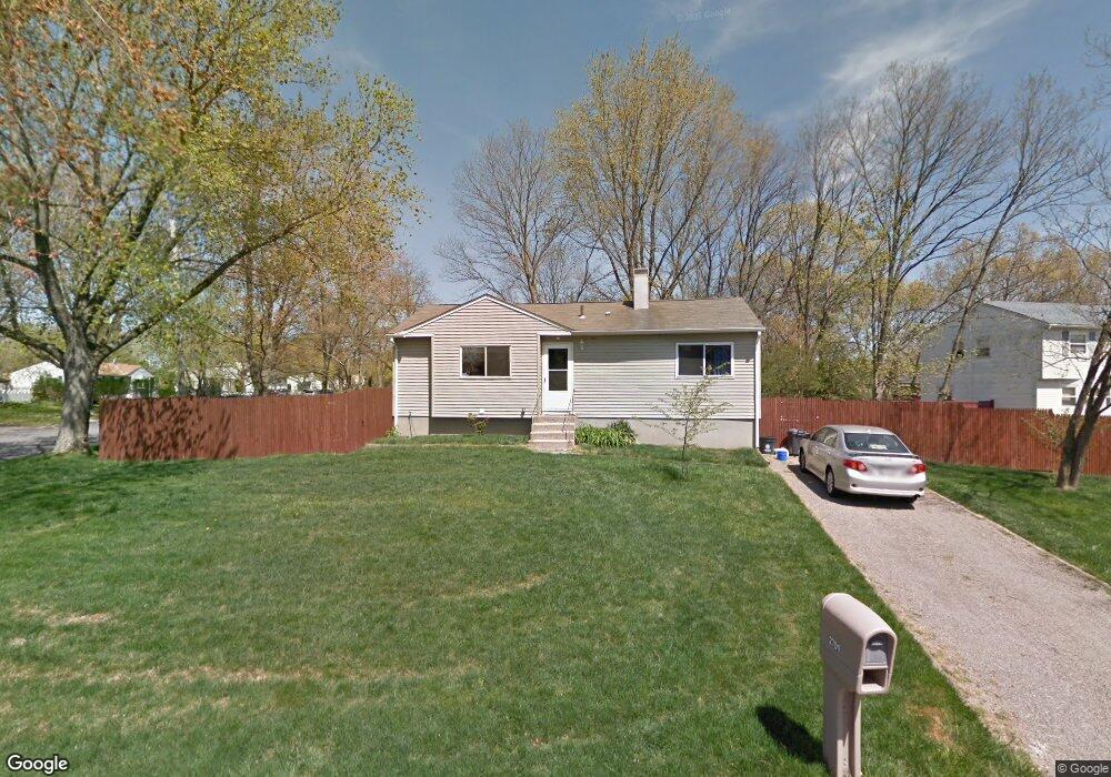 2701 Waverly Ave, Medford, NY 11763 - photo 1