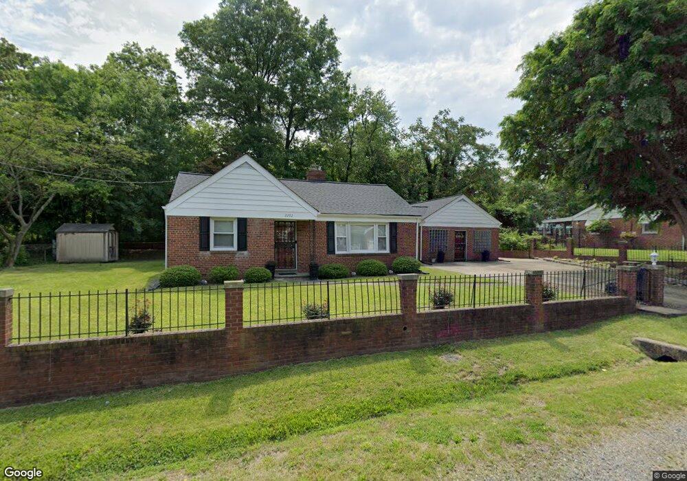 2202 Weber Dr, District Heights, MD 20747 - photo 1