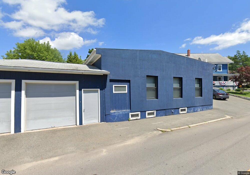 847 Weeden St unit 1, Pawtucket, RI 02860 - photo 1