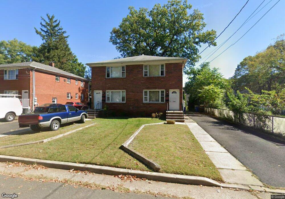 223 Bathgate Ave, South Bound Brook, NJ 08880 - photo 1