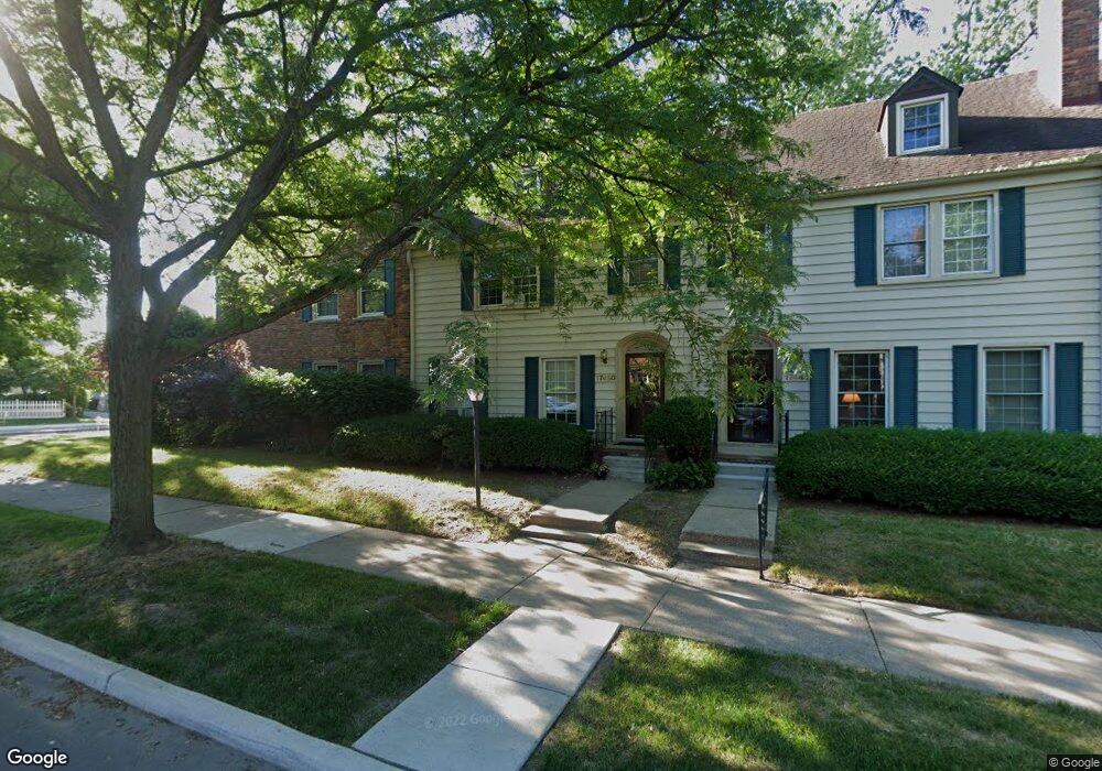 17450 Maumee Ave, Grosse Pointe, MI 48230 - photo 1