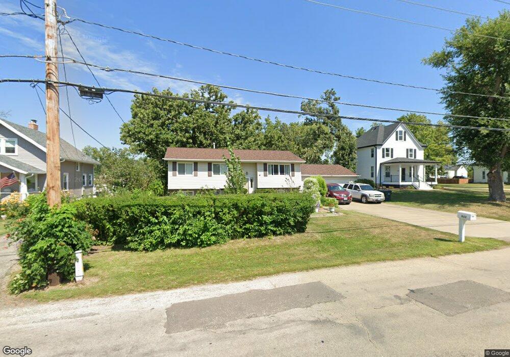 2022 E Ave NW, Cedar Rapids, IA 52405 - photo 1