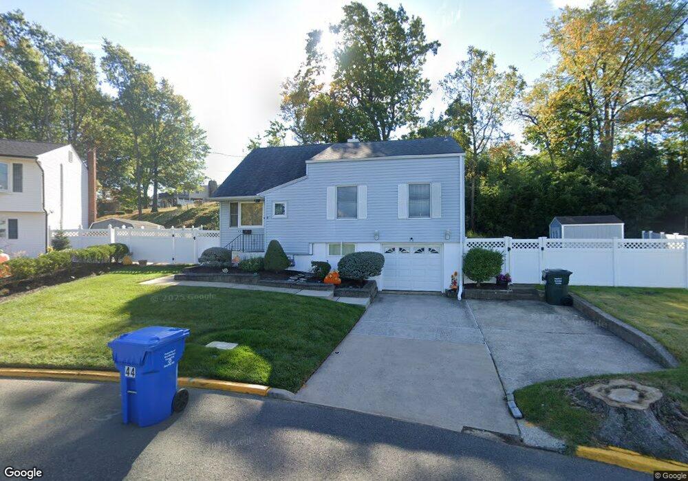 44 Brandywine Rd, Fords, NJ 08863 - photo 1