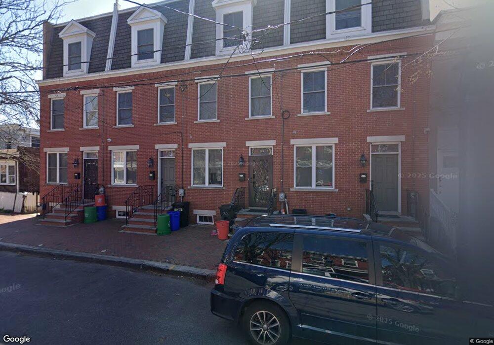 562 1/2 Berkley St, Camden, NJ 08103 - photo 1