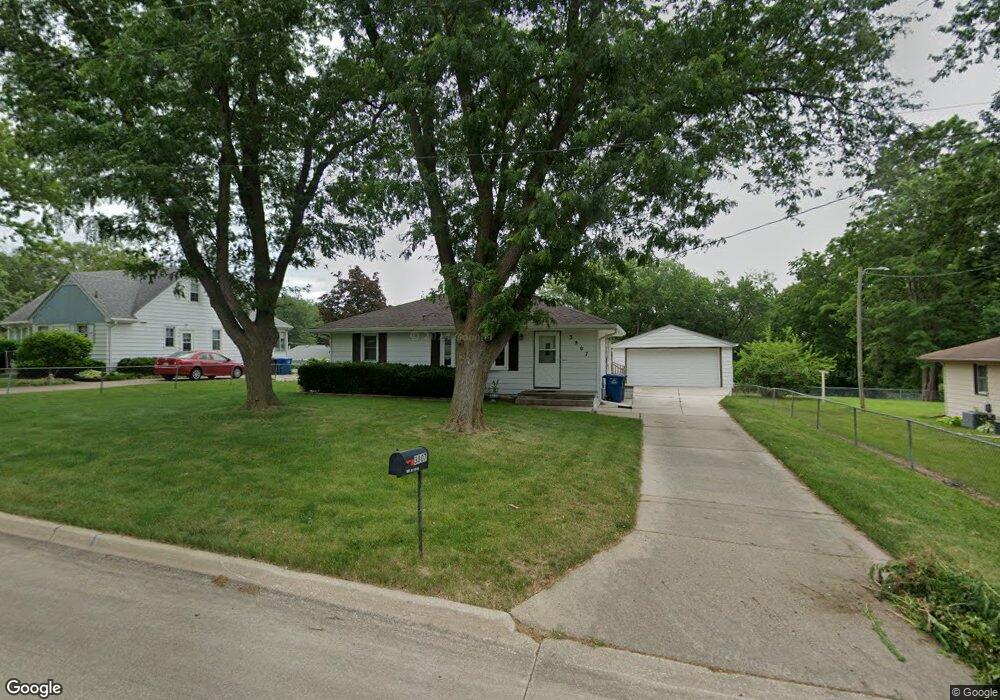 3807 SE 3rd St, Des Moines, IA 50315 - photo 1