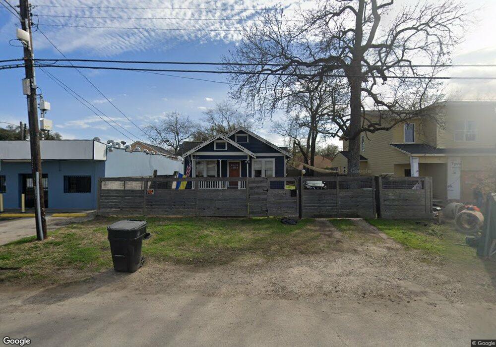518 Melbourne St, Houston, TX 77022 - photo 1