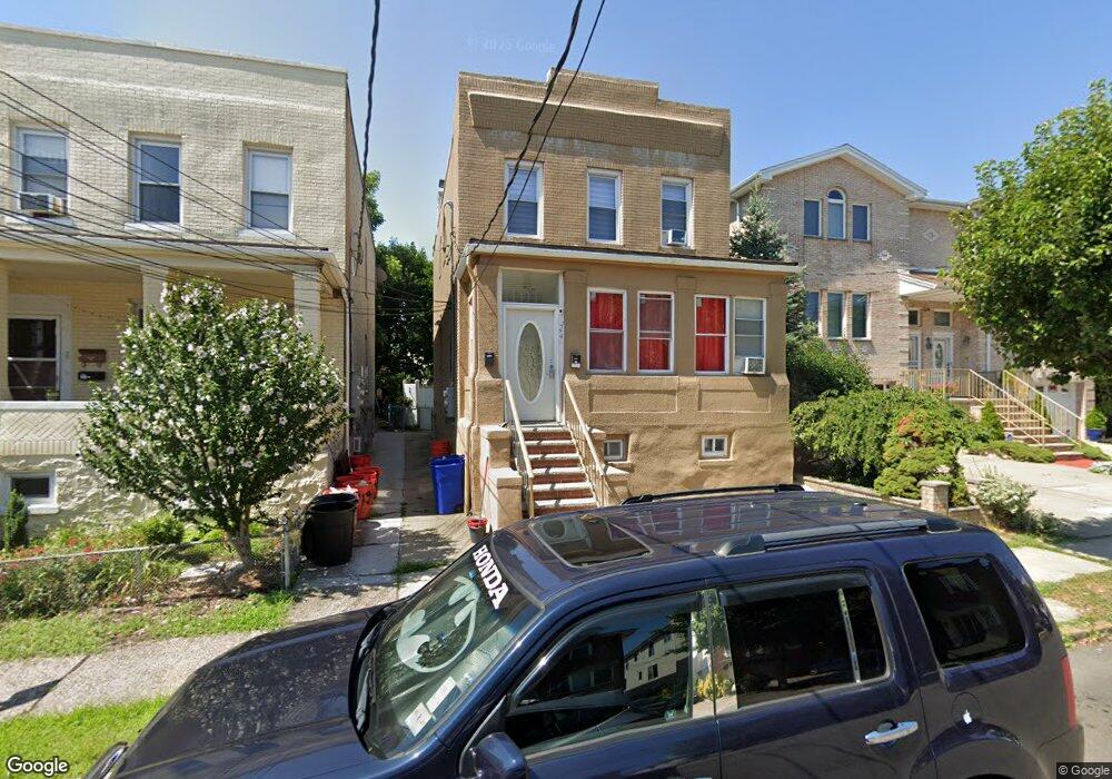 244 Riverview Place unit 1, Cliffside Park, NJ 07010 - photo 1