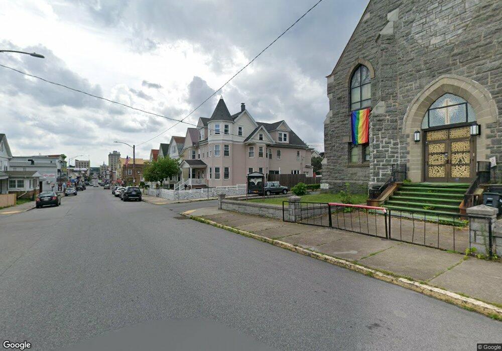 158 N Wyoming St, Hazleton, PA 18201 - photo 1