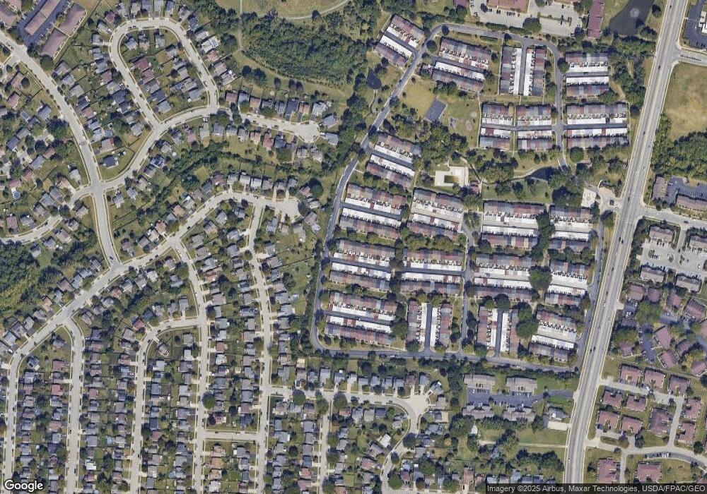 570 Pamlico St unit 10, Columbus, OH 43228 - photo 1