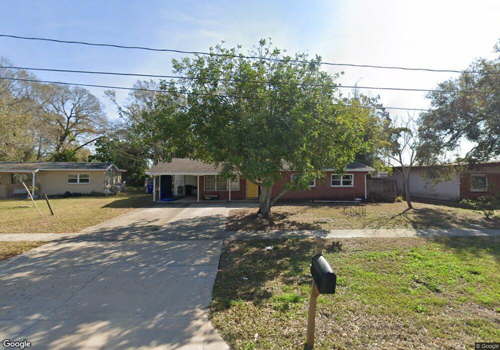 305 Shore Dr E, Oldsmar, FL 34677 - photo 1