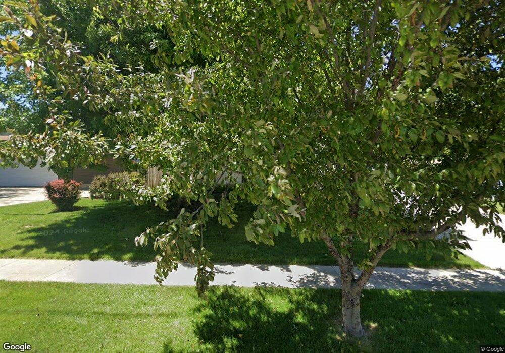 4108 27th St, Des Moines, IA 50310 - photo 1