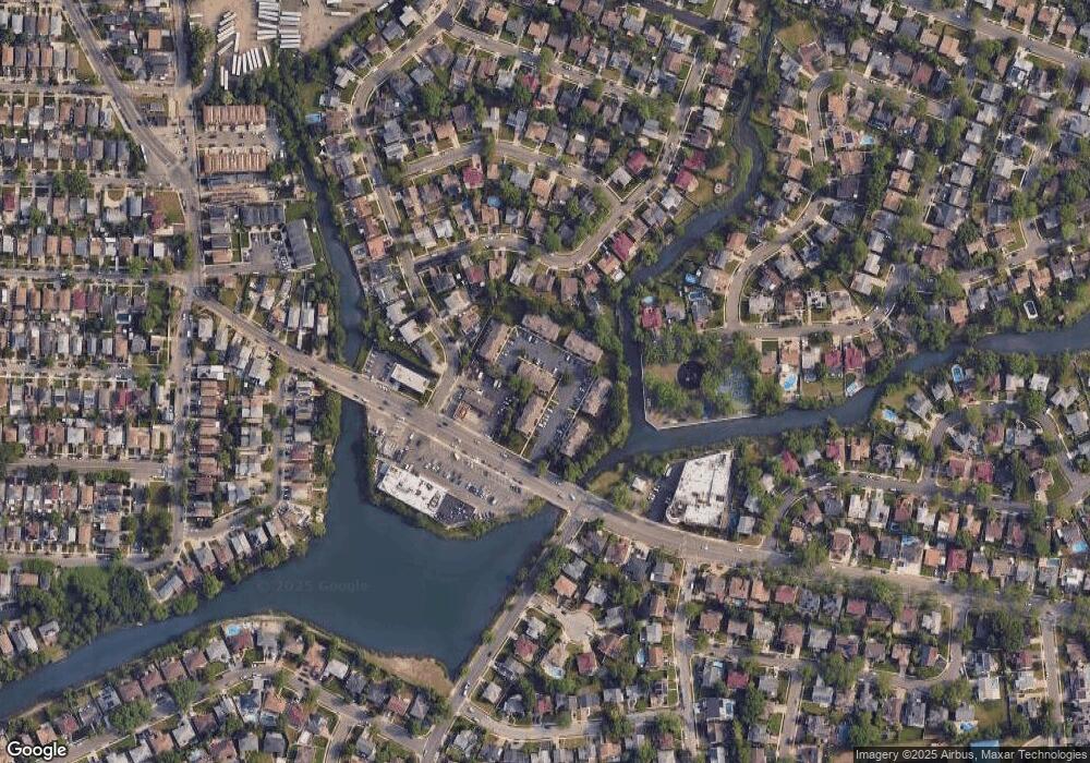 29 Vanderbilt Way, Valley Stream, NY 11581 - photo 1