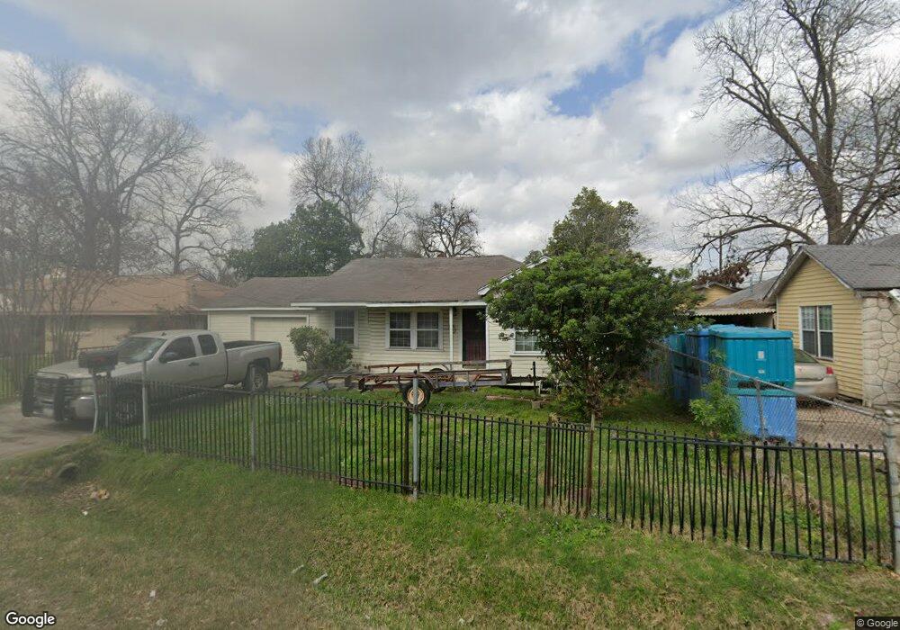 91 De Boll St, Houston, TX 77022 - photo 1