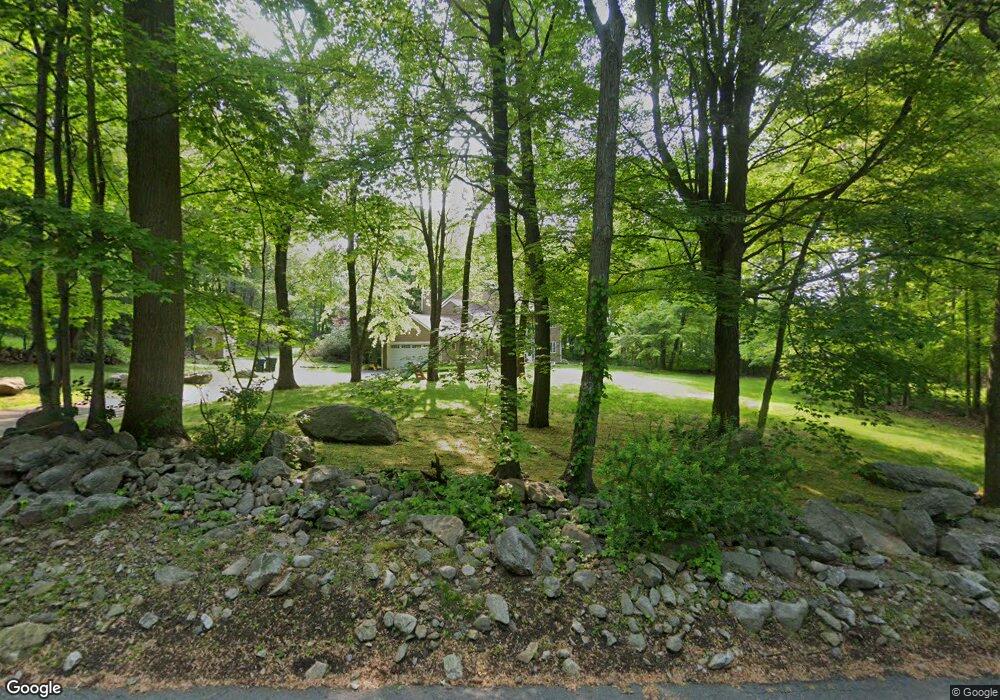 462 Barrett Hill Rd, Mahopac, NY 10541 - photo 1