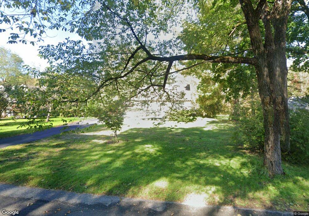 809 Whitney Dr, Schenectady, NY 12309 - photo 1