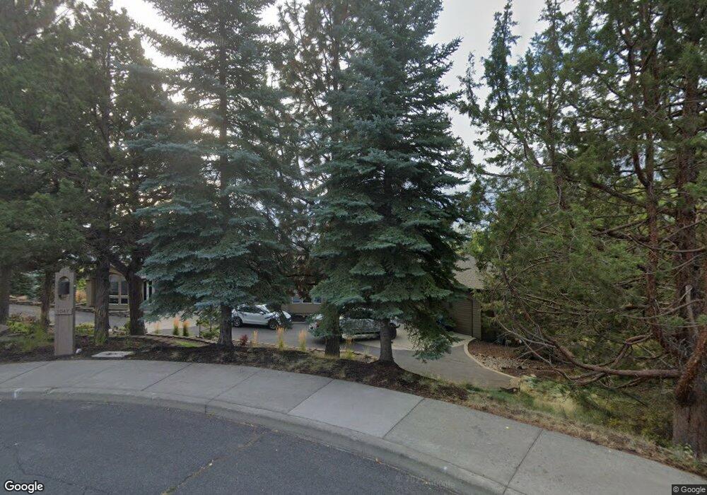 1047 NW Promontory Ct, Bend, OR 97701 - photo 1