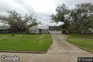 1102 9th St, Lake Charles, LA 70601