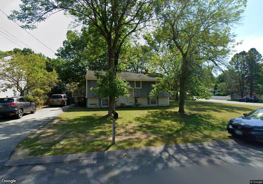 17 Millbrook Dr, Nashua, NH 03062 - photo 1