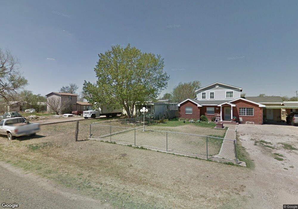3207 Faulkner St, Plainview, TX 79072 - photo 1