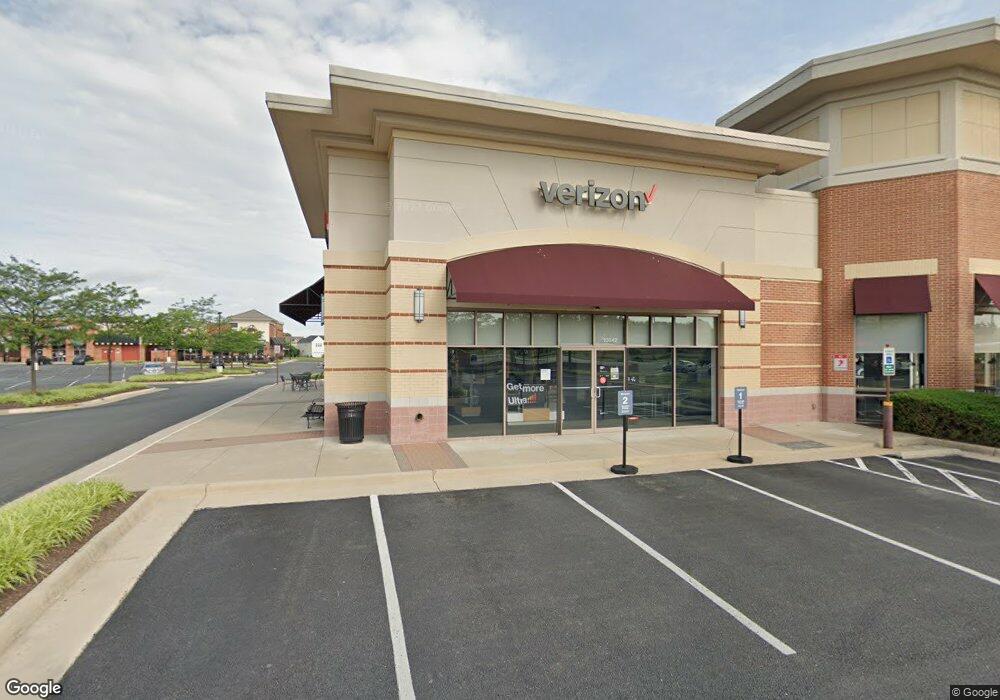 10042 Market Cir, Manassas, VA 20110 - photo 1