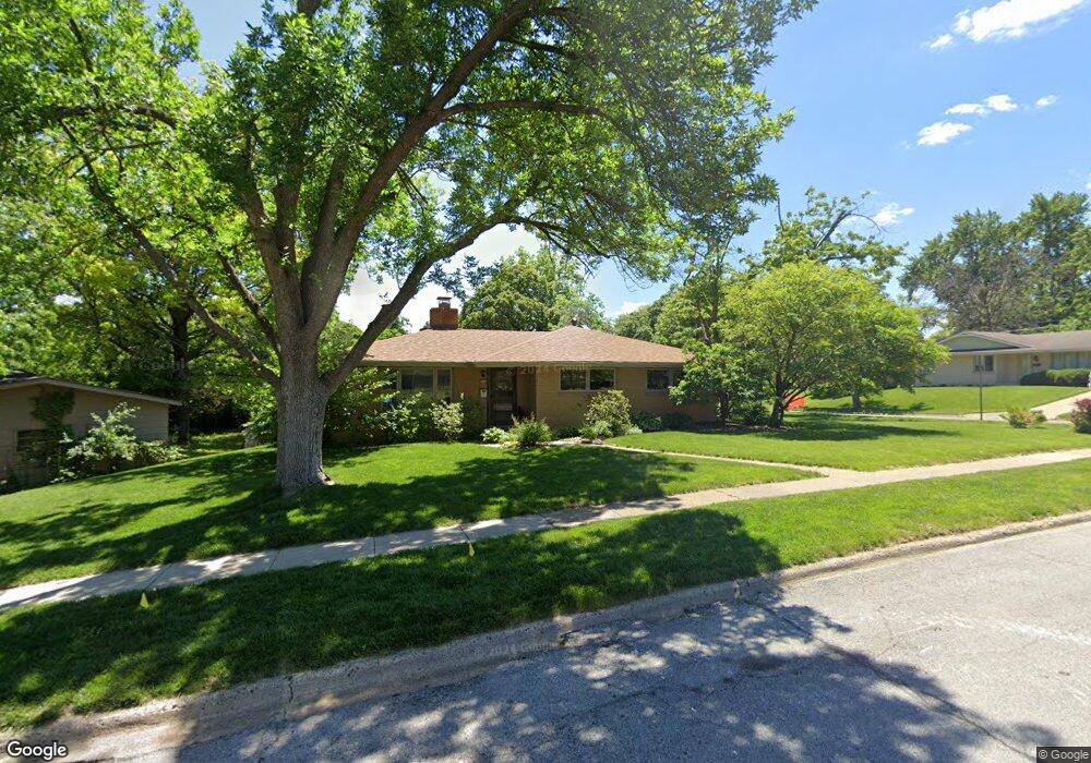 2606 Glennor Rd, Des Moines, IA 50310 - photo 1