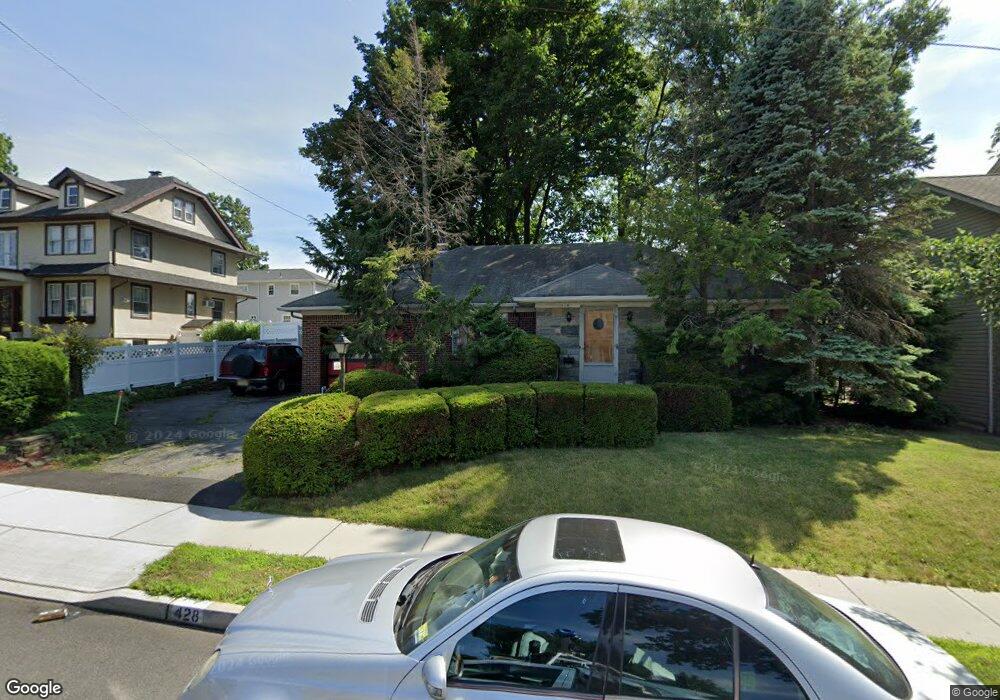 428 Center St, Wood Ridge, NJ 07075 - photo 1