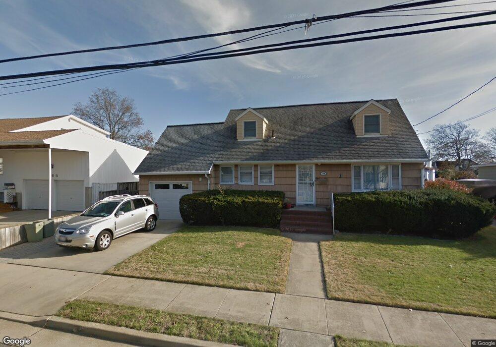 171 Gordon Place, Freeport, NY 11520 - photo 1