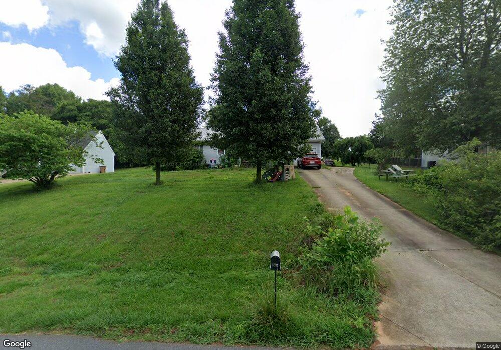 172 Candlestick Dr, Statesville, NC 28625 - photo 1