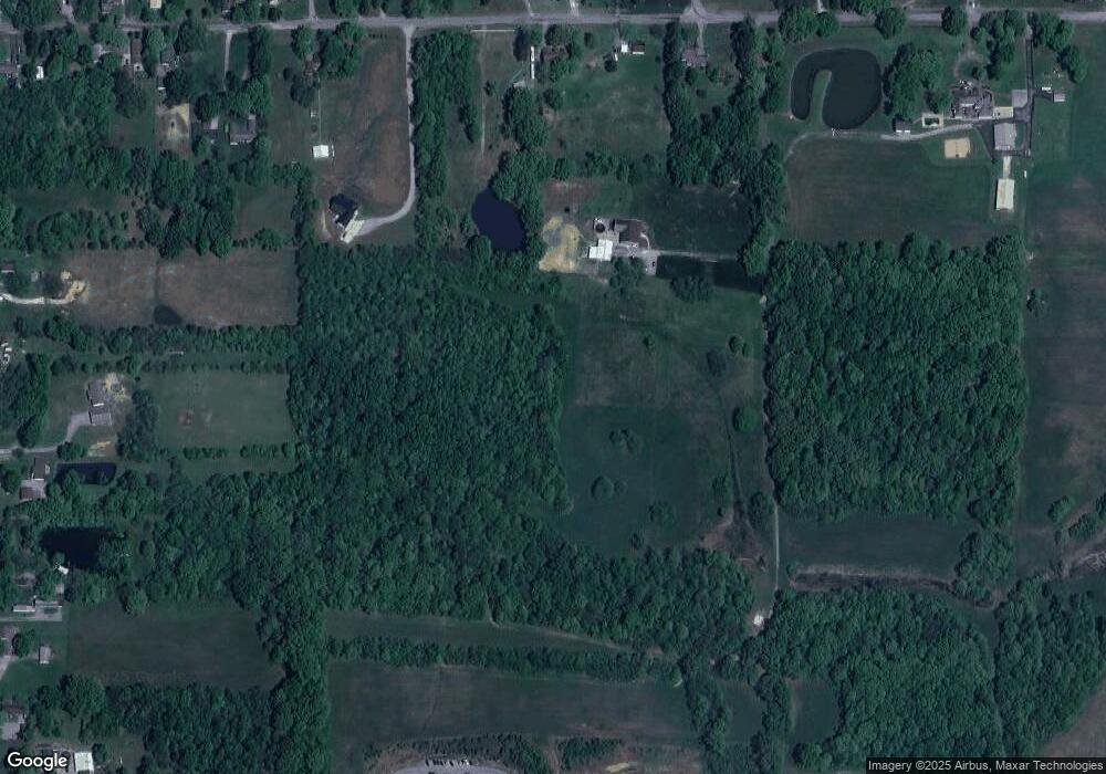 1009 Beggs St, Harrisburg, IL 62946 - photo 1