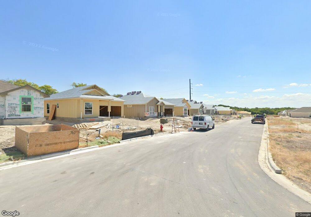 748 Oxford Ln, Troy, TX 76579 - photo 1