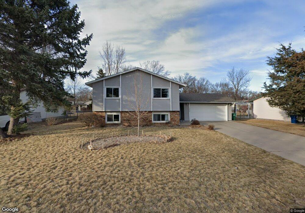 10800 99th Place N, Maple Grove, MN 55369 - photo 1
