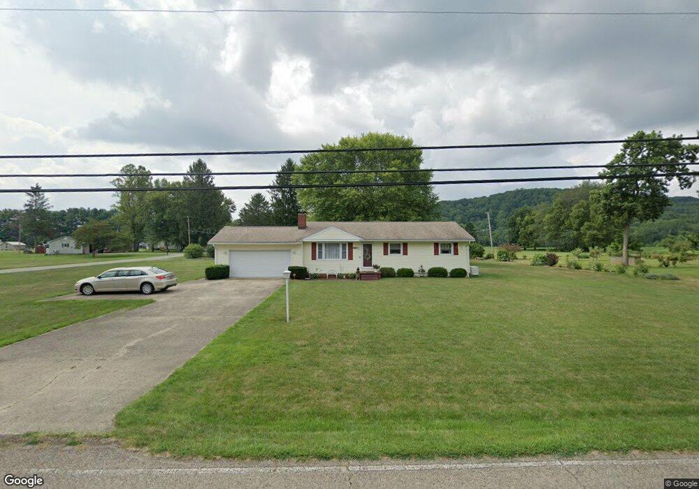 2305 Blue Valley Rd SE, Lancaster, OH 43130 - photo 1