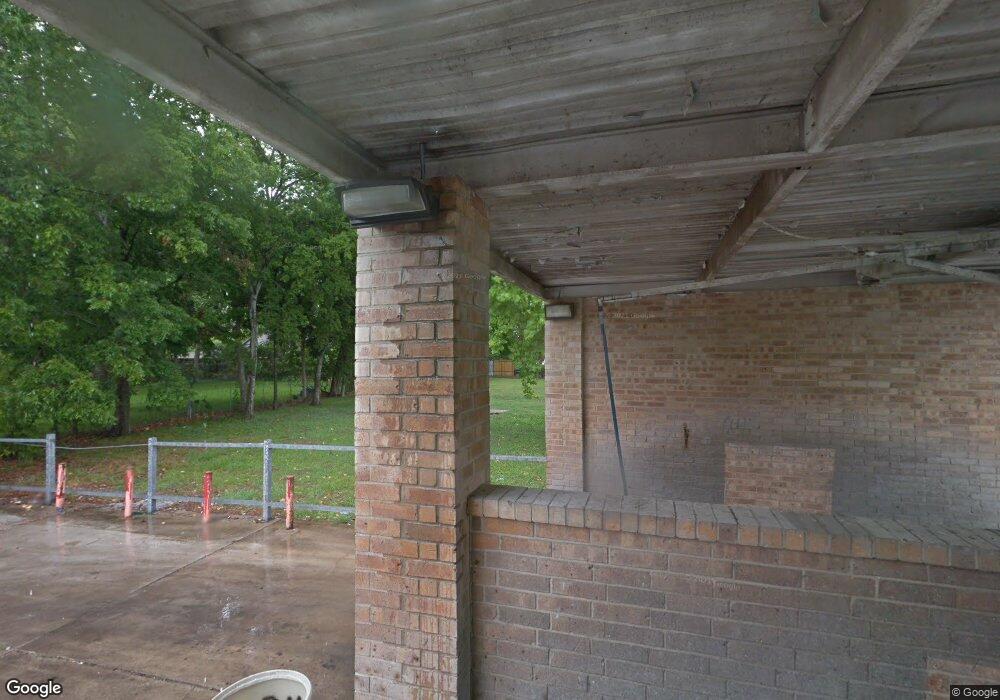 7124 N Shepherd Dr, Houston, TX 77091 - photo 1