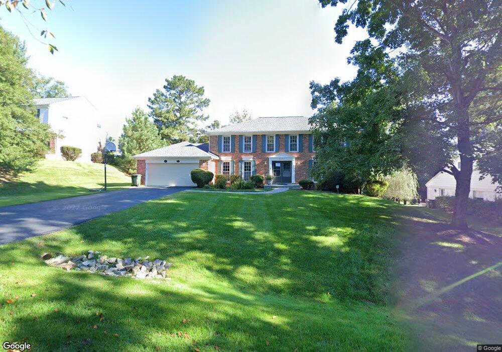 8807 Tallyho Trail, Potomac, MD 20854 - photo 1