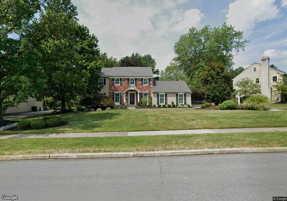 350 Evergreen Dr, North Wales, PA 19454 - photo 1