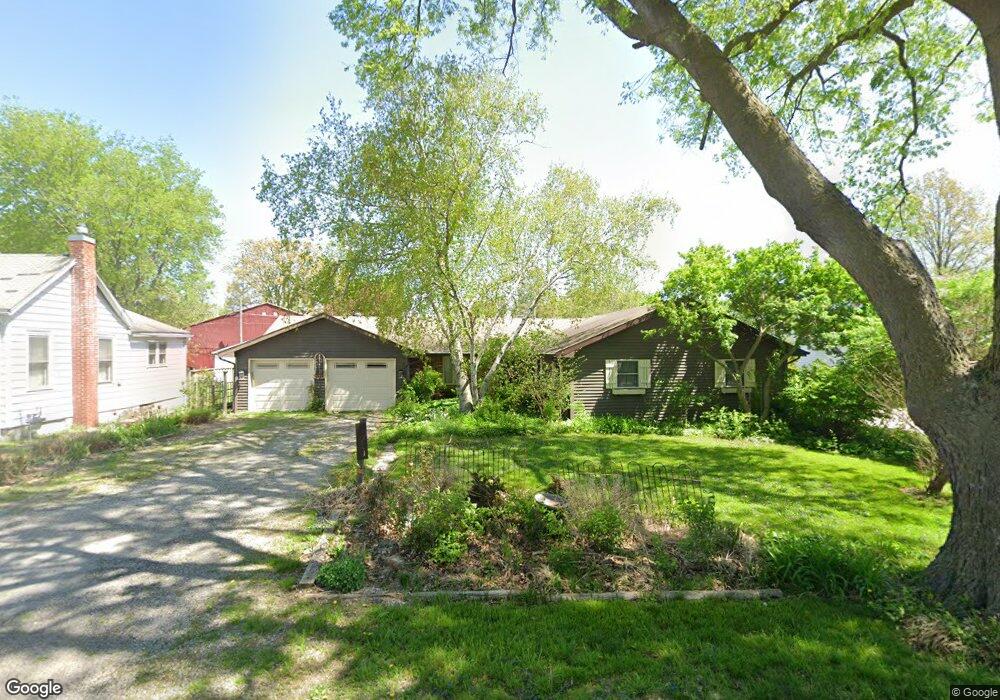 1010 Decatur St, Lincoln, IL 62656 - photo 1