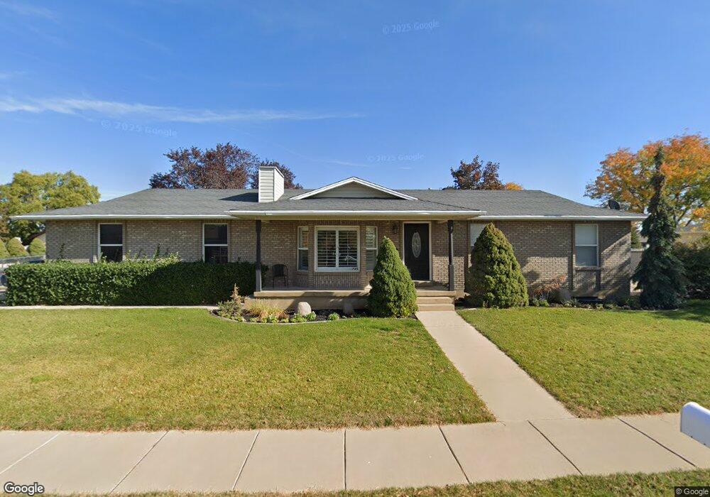 704 N 2575 W, Clearfield, UT 84015 - photo 1