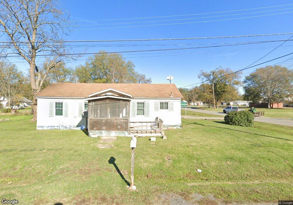 213 E 16th St, Stuttgart, AR 72160 - photo 1