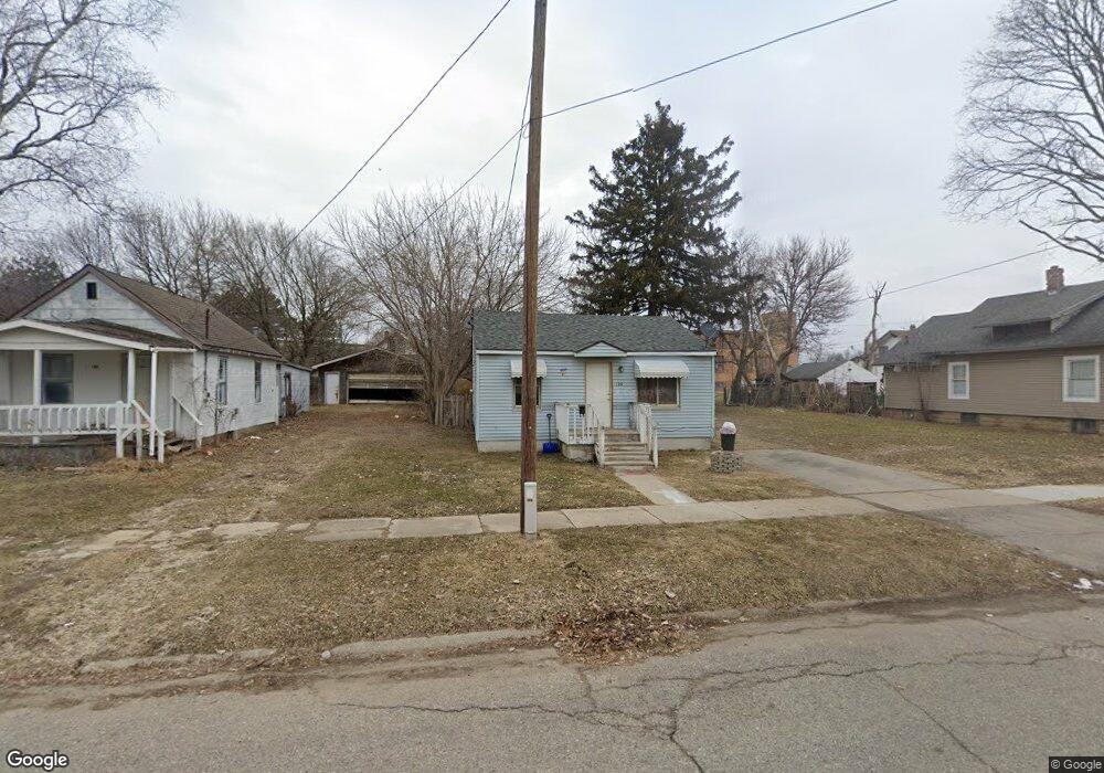 120 W Lakeview Ave, Flint, MI 48503 - photo 1