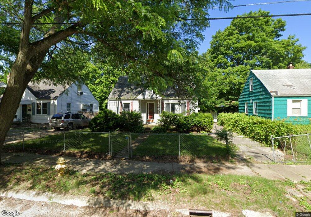 401 Bede St, Flint, MI 48507 - photo 1